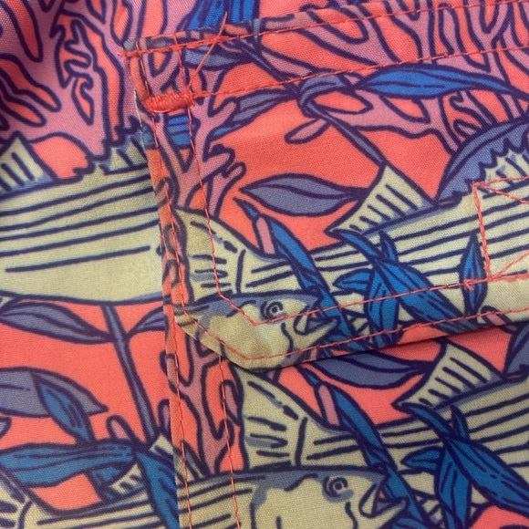 VINEYARD VINES Chappy Print Swim Trunks - Coral Papaya Passion Size Large - Picture 5 of 12